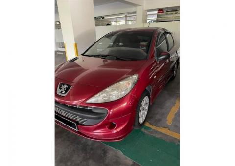 PEUGEOT 207 2012年 92000Km