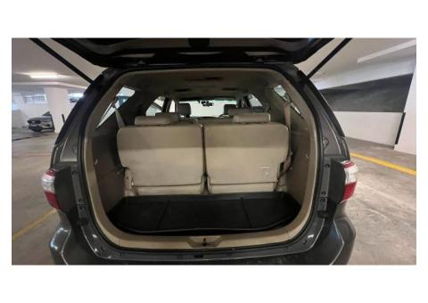 TOYOTA FORTUNER 2009年 142529Km