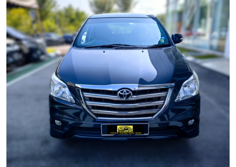TOYOTA INNOVA 2015年 140714Km