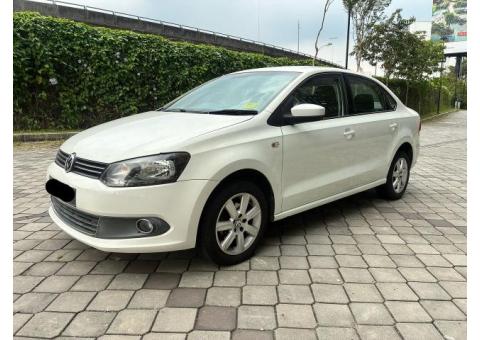 VOLKSWAGEN POLO 2015年 94000Km
